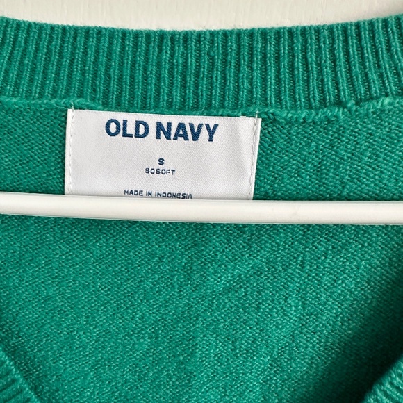 NWT OldNavy green SoSoft Loose V-neck Sweater women's small (002) - Picture 3 of 7